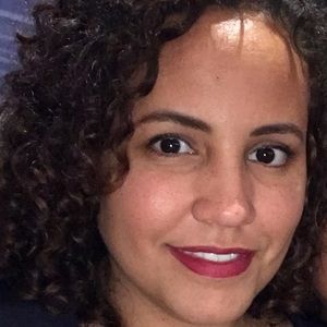 Meet your Posher, Leslie